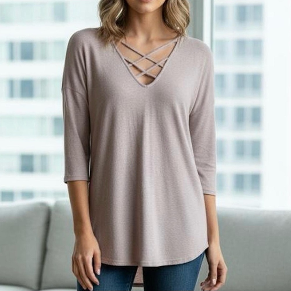 Express Women’s Light Pink Crisscross V-Neck Tunic